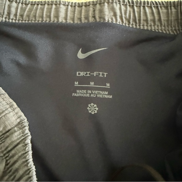 Nike Challenger men’s running shorts gray/blue Medium - Picture 3 of 7